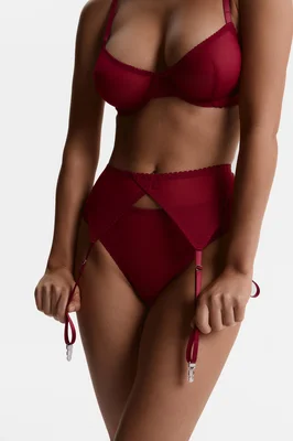 Basic бордо с классическими бразильяно