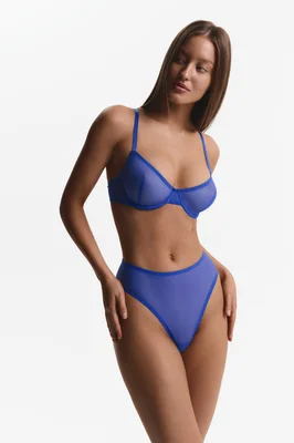 Basic васильковый с высокими стрингами