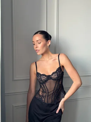 Будуарная майка без регуляторов из кружева Jane