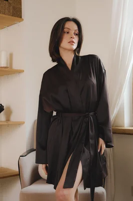 Халат в шоколадном армани-шелке