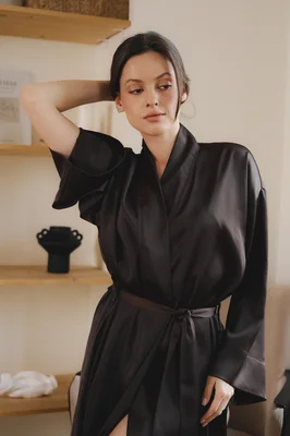 Халат в шоколадном армани-шелке