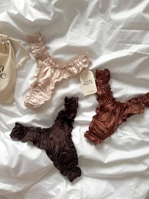 Набор шелковых стринг Creamy