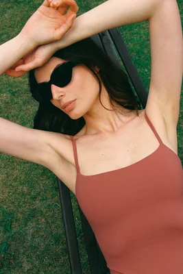 Слитный купальник медная роза